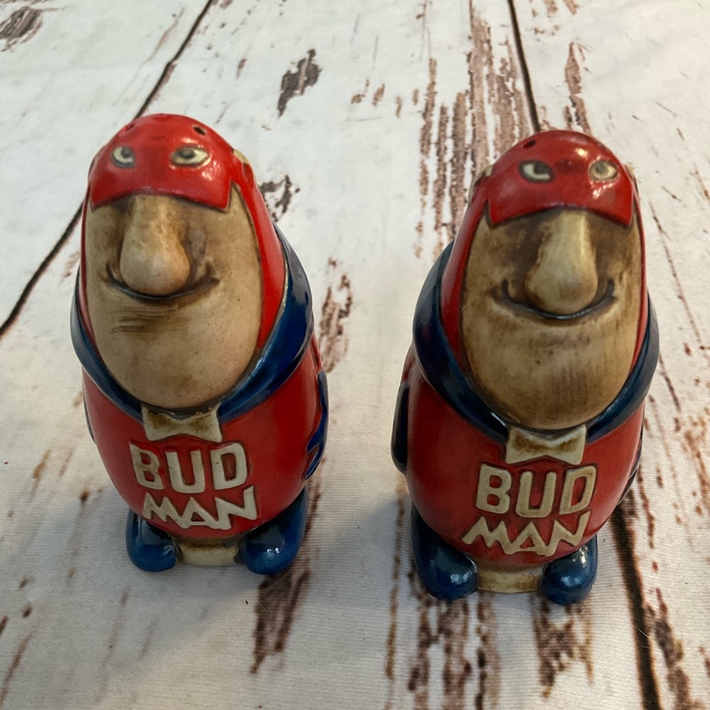 1975 VINTAGE BUD MAN SALT AND PEPPER SHAKERS